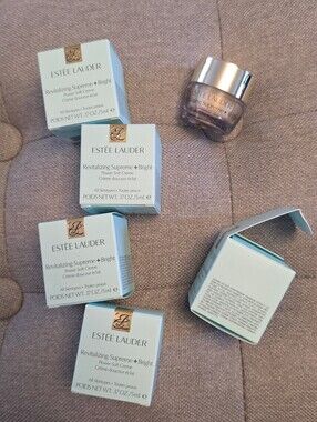 Estée Lauder Revitalizing Supreme+ Bright Cream